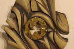 IMPLOSION - Châtaigner polychromé et bronze à cire perdue - 95 * 65 cm