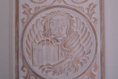 Relookage d'une porte PVC intérieure - Lion de Venise